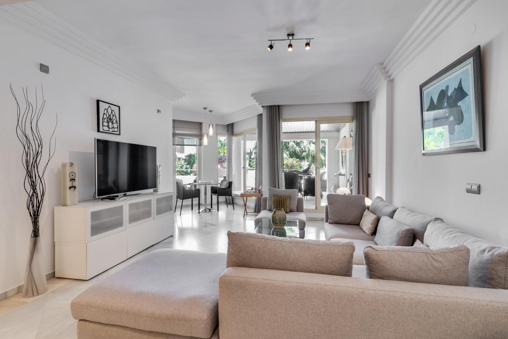 Molo Residences Boutique Apartments & Spa Marbella Exteriör bild
