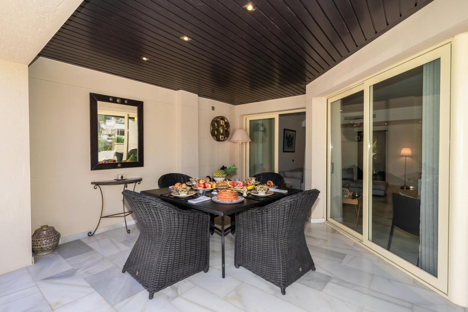 Molo Residences Boutique Apartments & Spa Marbella Exteriör bild
