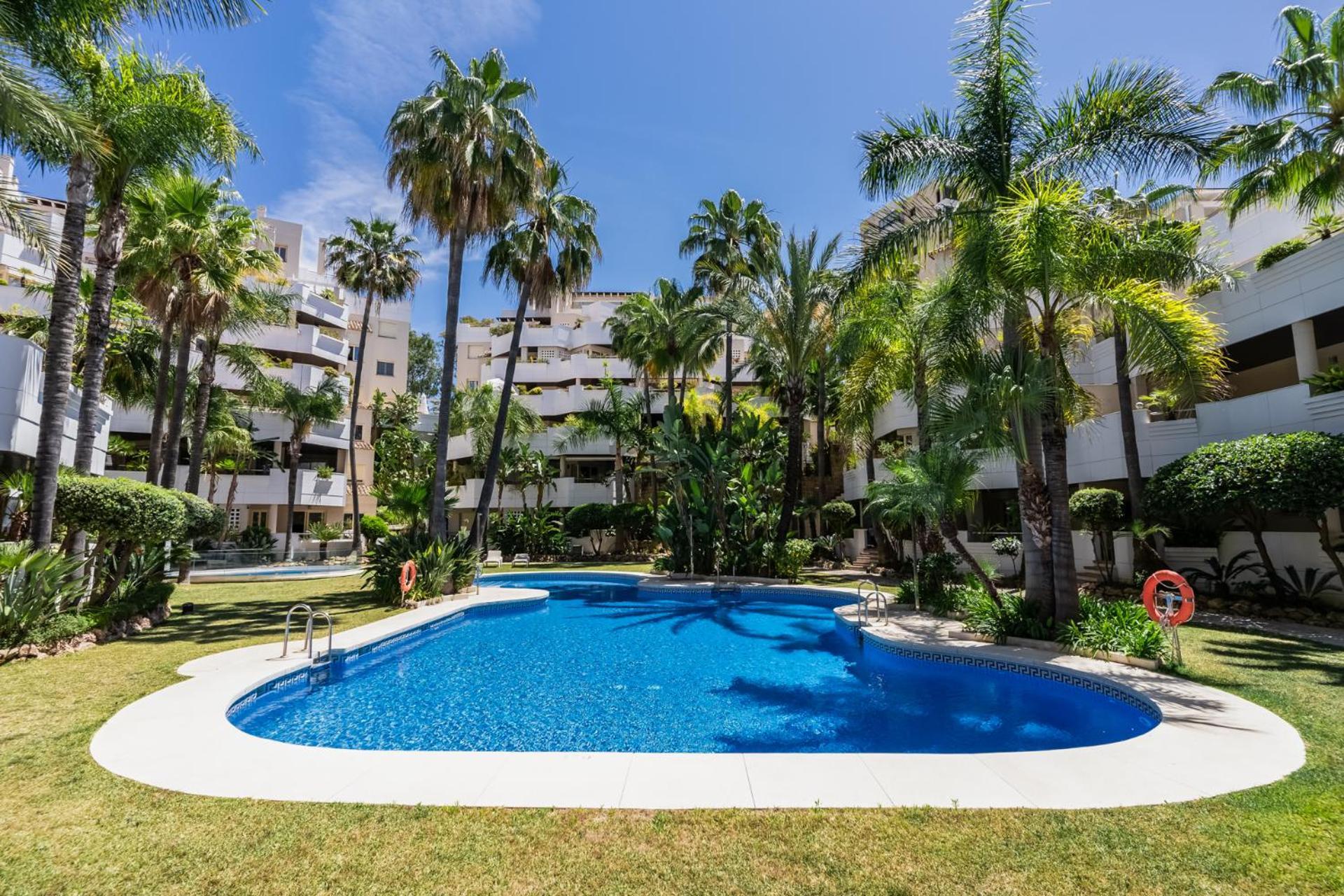Molo Residences Boutique Apartments & Spa Marbella Exteriör bild