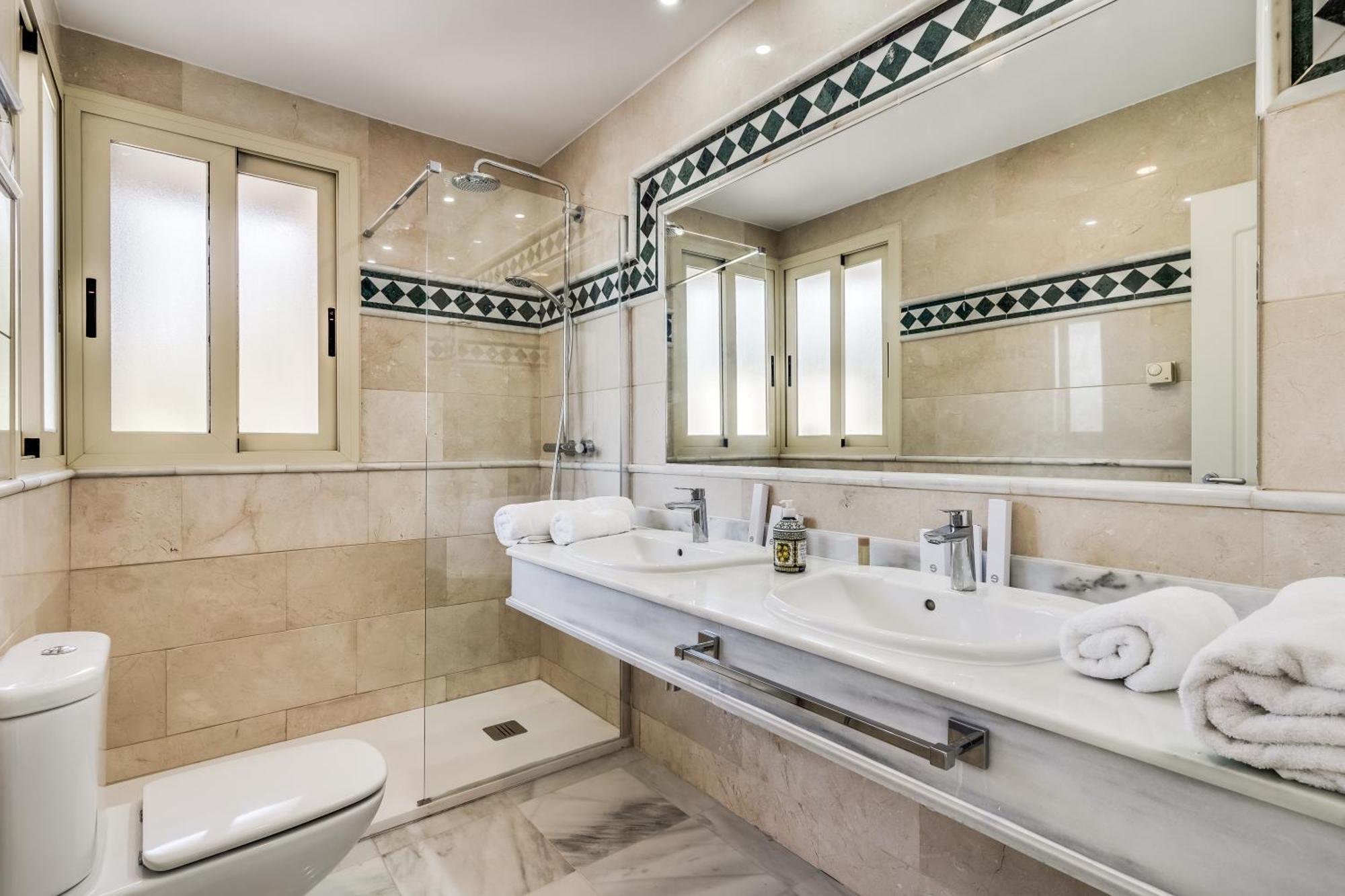Molo Residences Boutique Apartments & Spa Marbella Exteriör bild