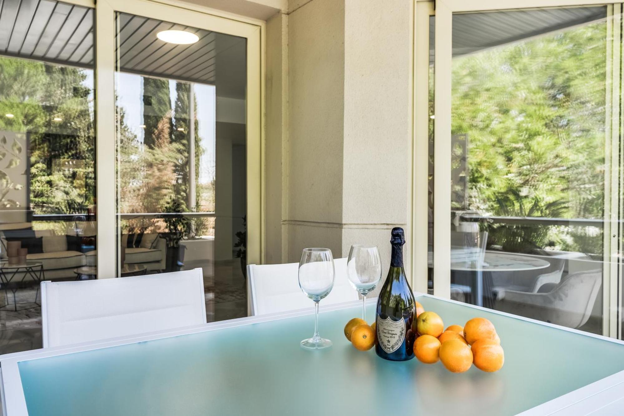 Molo Residences Boutique Apartments & Spa Marbella Exteriör bild
