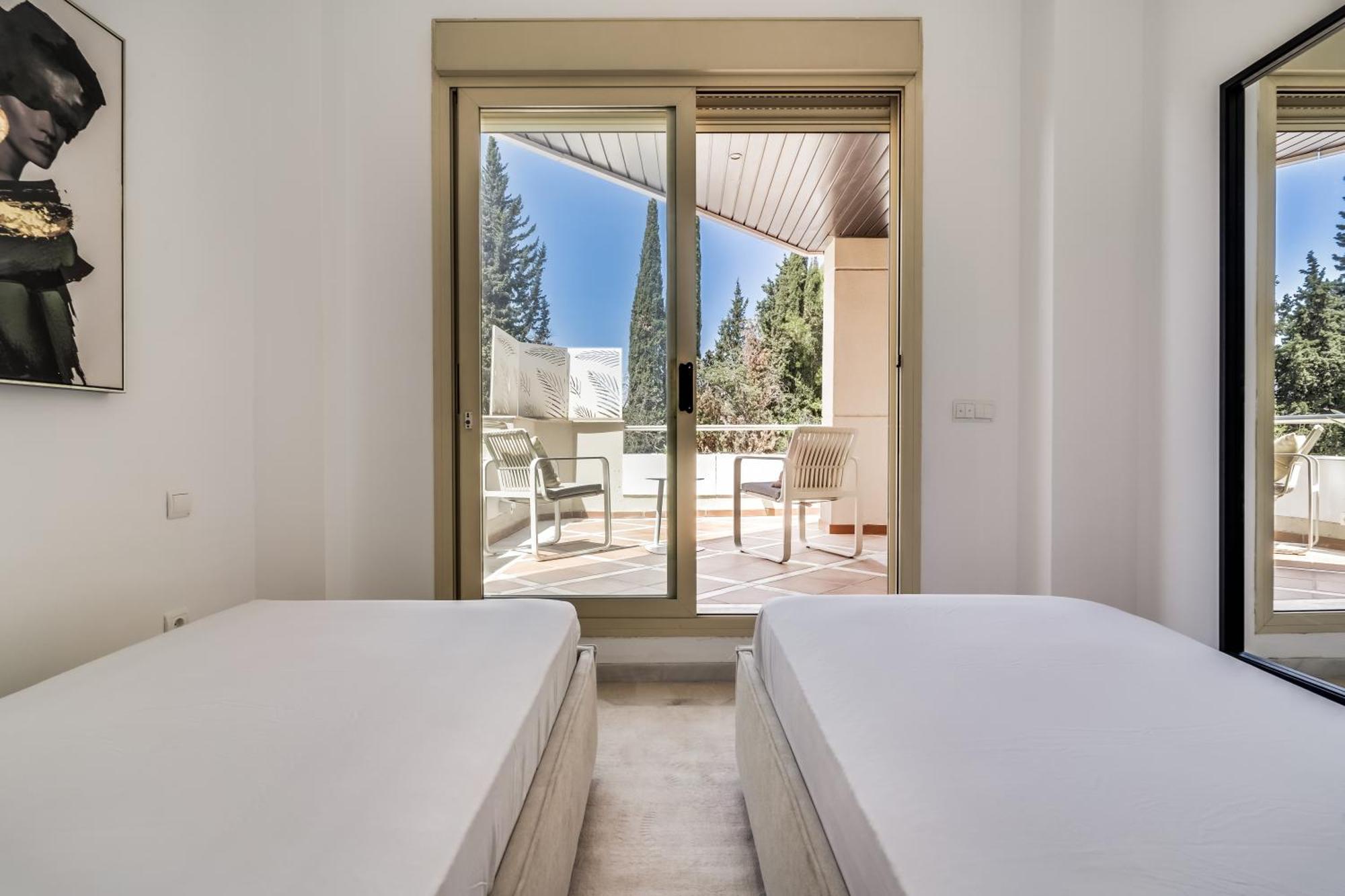 Molo Residences Boutique Apartments & Spa Marbella Exteriör bild