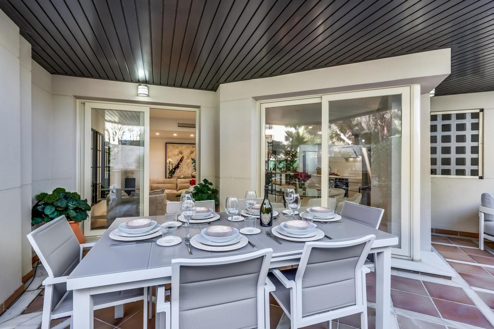 Molo Residences Boutique Apartments & Spa Marbella Exteriör bild