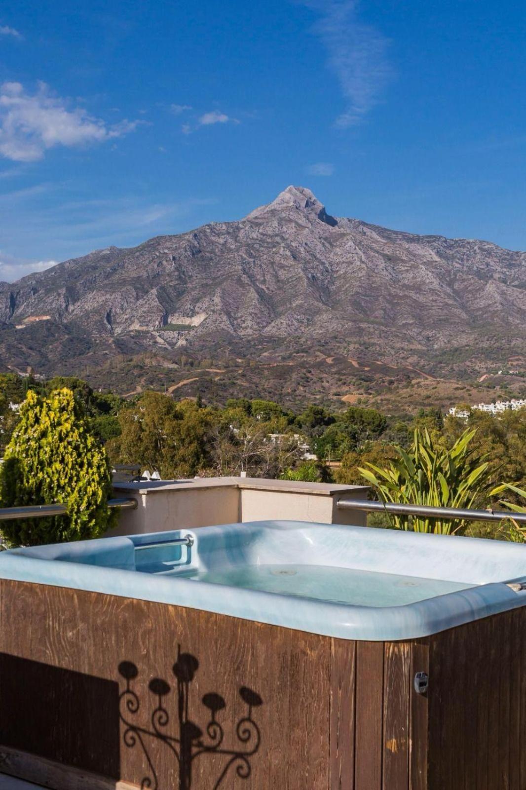 Molo Residences Boutique Apartments & Spa Marbella Exteriör bild