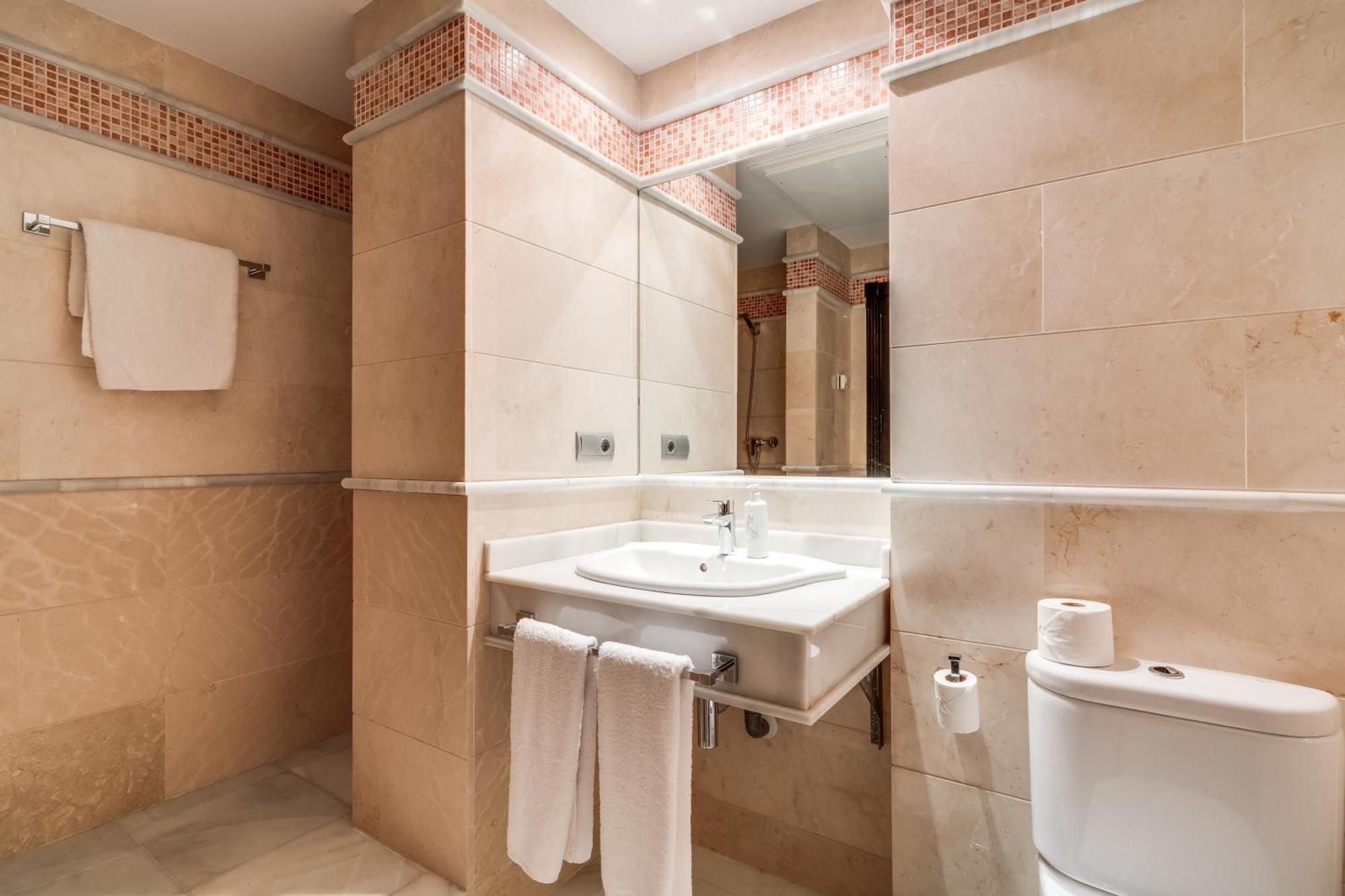 Molo Residences Boutique Apartments & Spa Marbella Exteriör bild